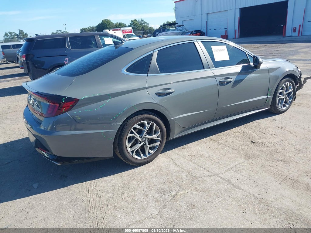 2023 Hyundai Sonata SEL photo 4