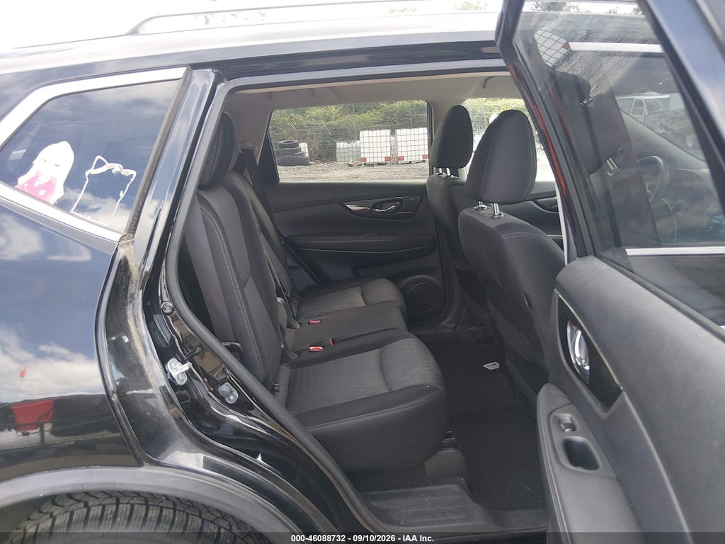 2017 Nissan Rogue S photo 8