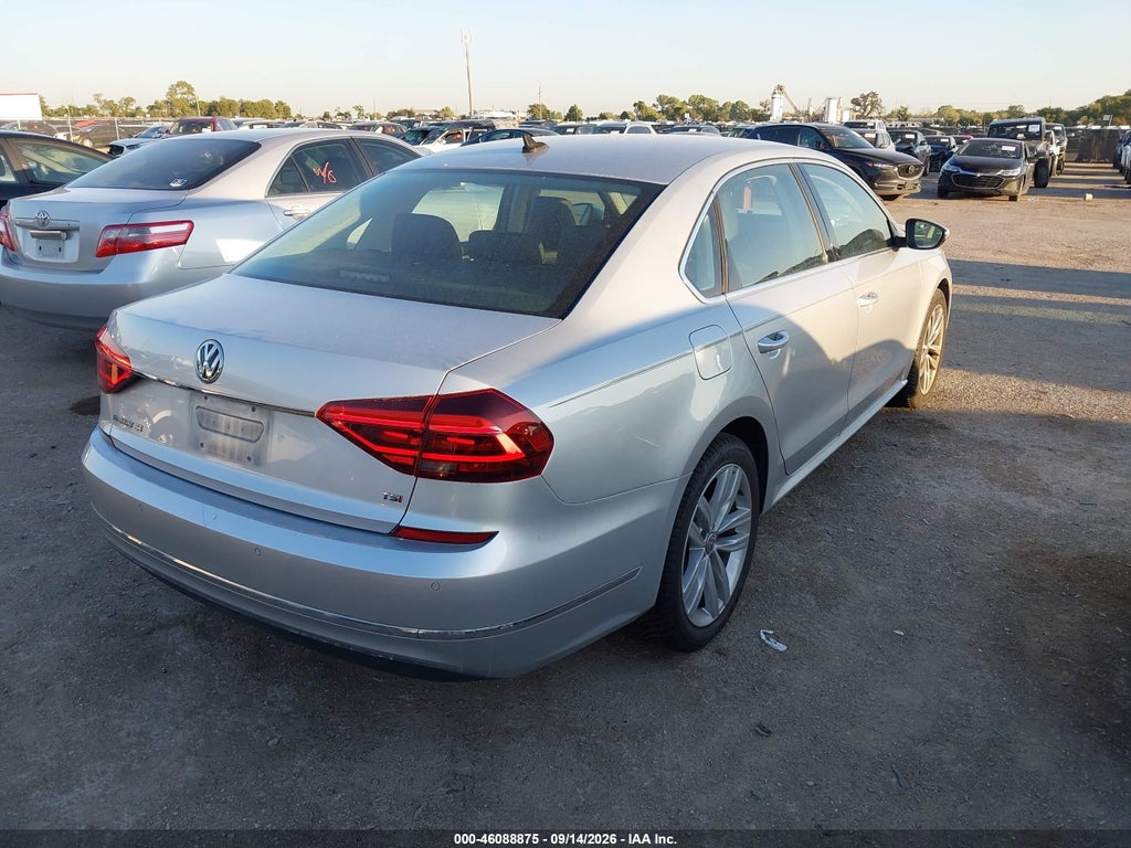 2018 Volkswagen Passat 2.0T SE photo 4