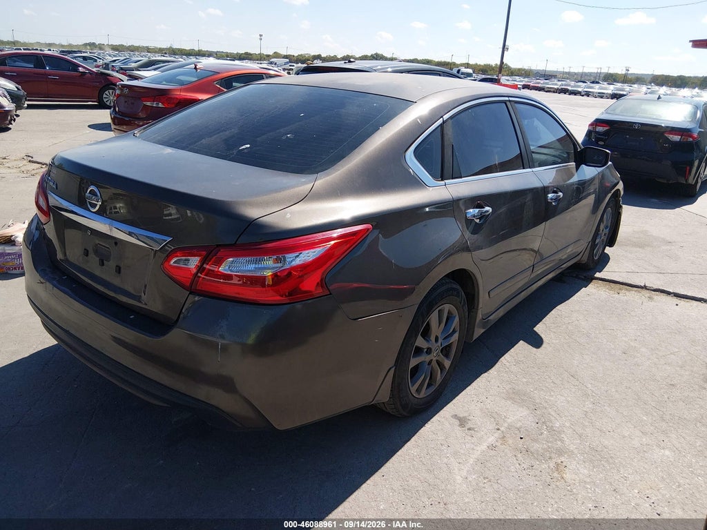2016 Nissan Altima 2.5 S photo 4
