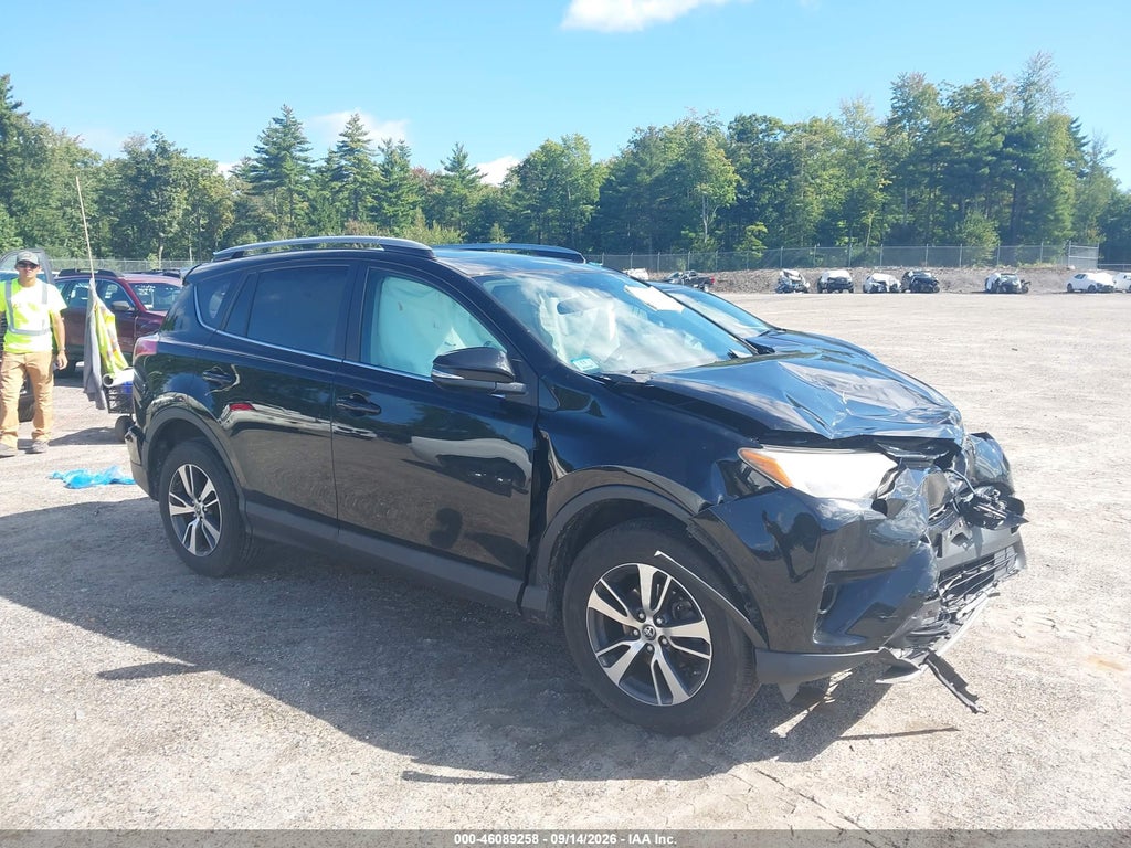 2017 TOYOTA RAV4 2T3RFREV0HW681007