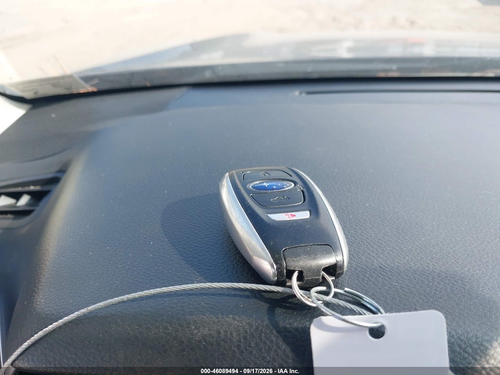 2017 Subaru Outback 2.5I Limited photo 11