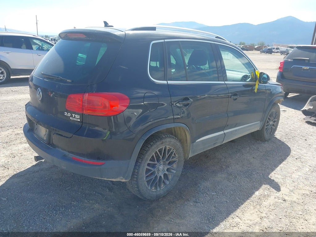 2012 Volkswagen Tiguan SEL photo 4