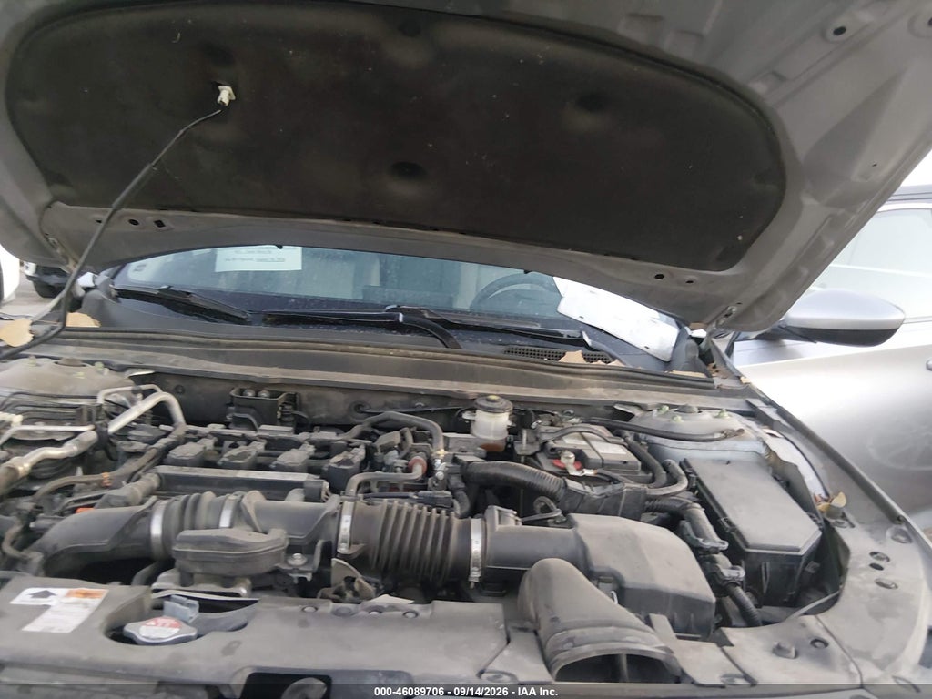2018 Honda Accord LX photo 10