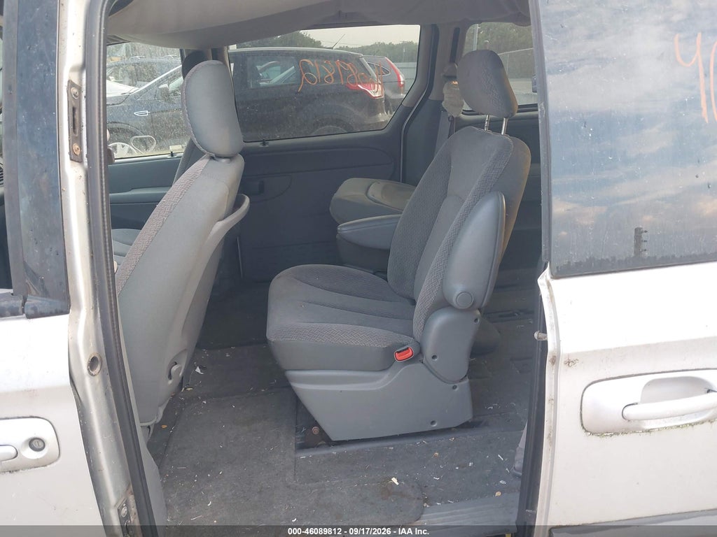 2007 Dodge Caravan SXT photo 8