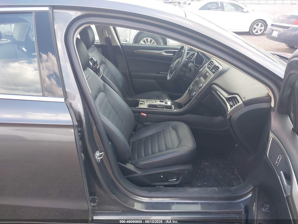 2018 Ford Fusion SE photo 5