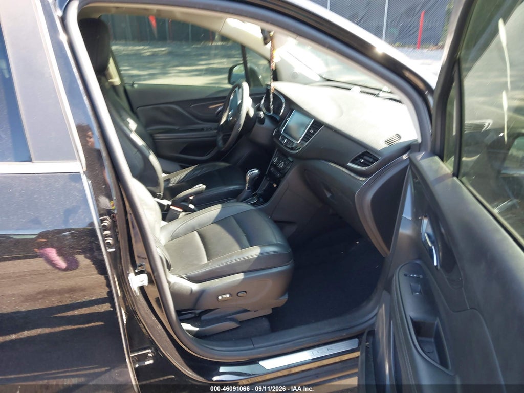 2020 Buick Encore FWD Essence photo 5
