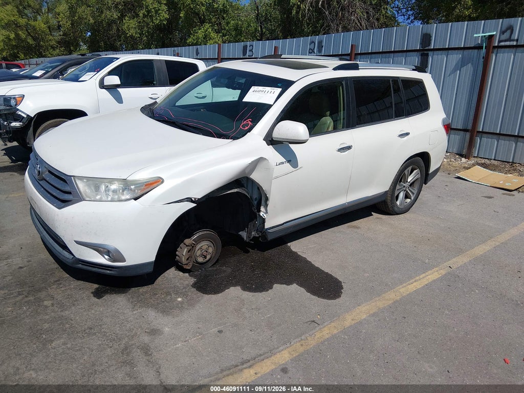 2011 Toyota Highlander Limited V6 photo 2