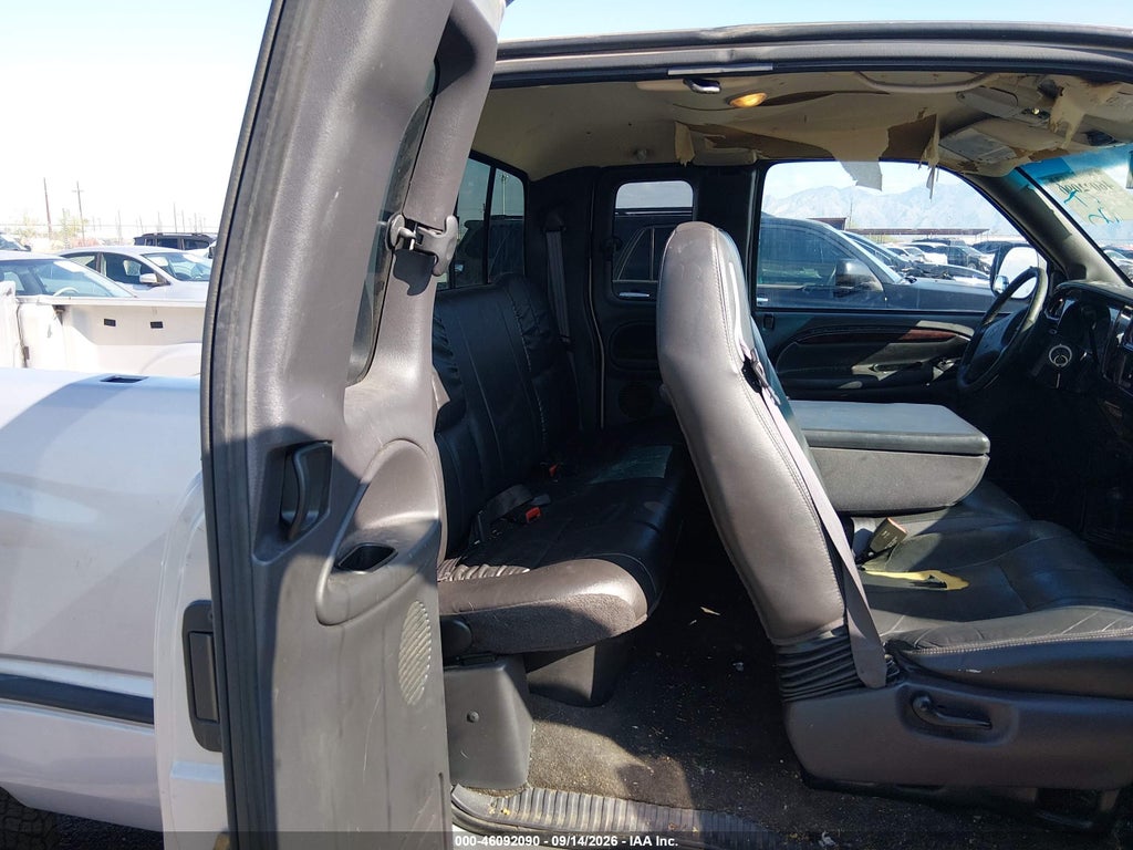 1999 Dodge RAM 1500 ST photo 8