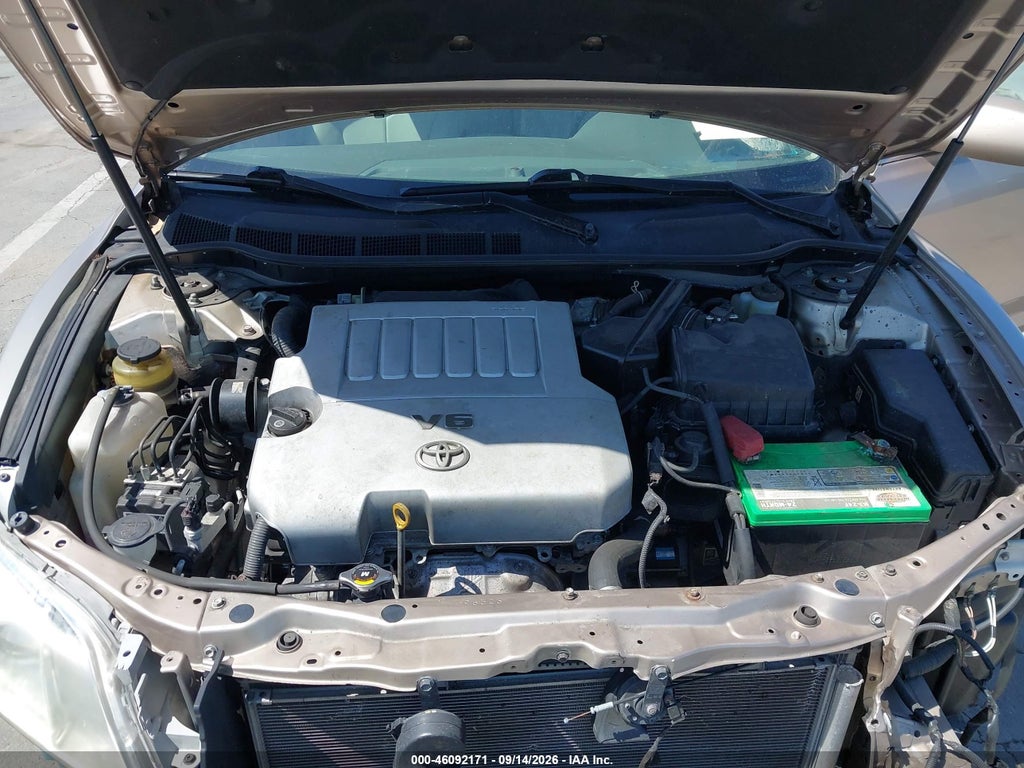 2009 Toyota Camry XLE V6 photo 10
