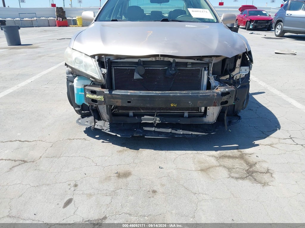 2009 Toyota Camry XLE V6 photo 6