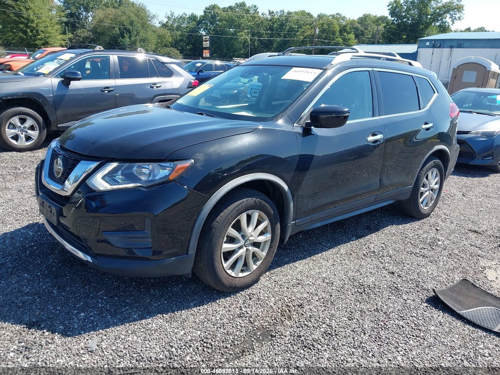 2020 Nissan Rogue SV Intelligent AWD photo 2