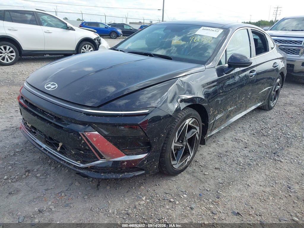2025 Hyundai Sonata SEL Convenience photo 2