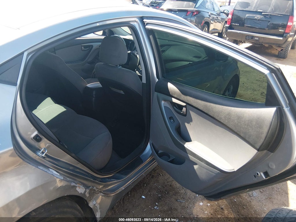 2015 Hyundai Elantra SE photo 8