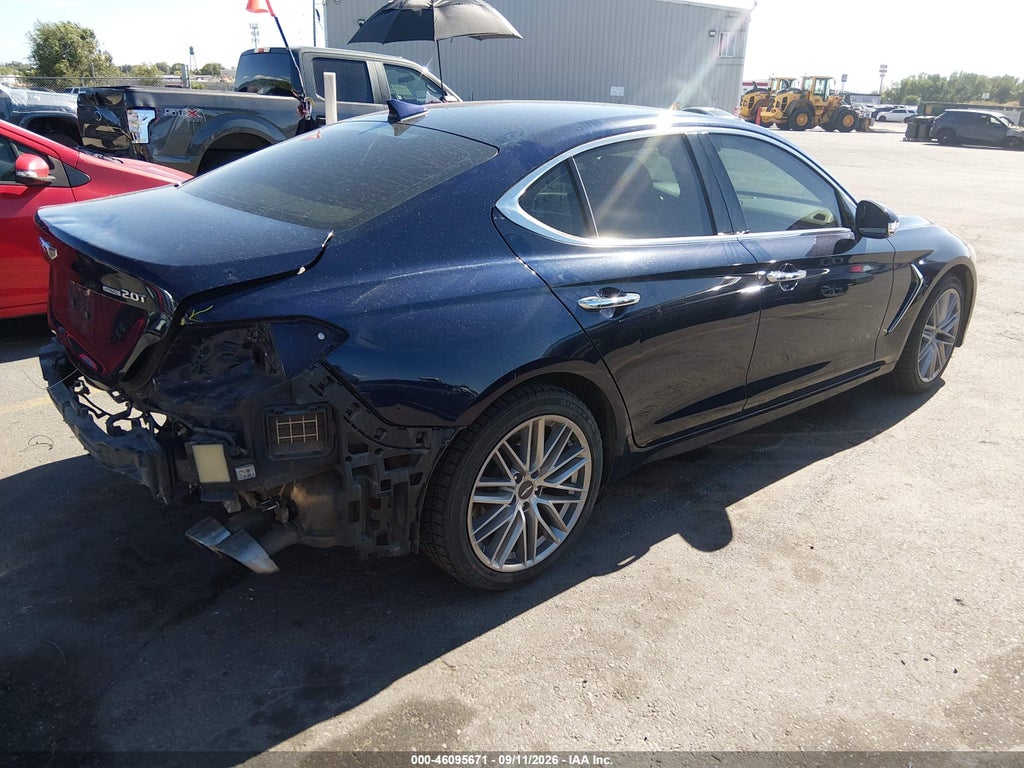 2020 Genesis G70 2.0T AWD photo 4
