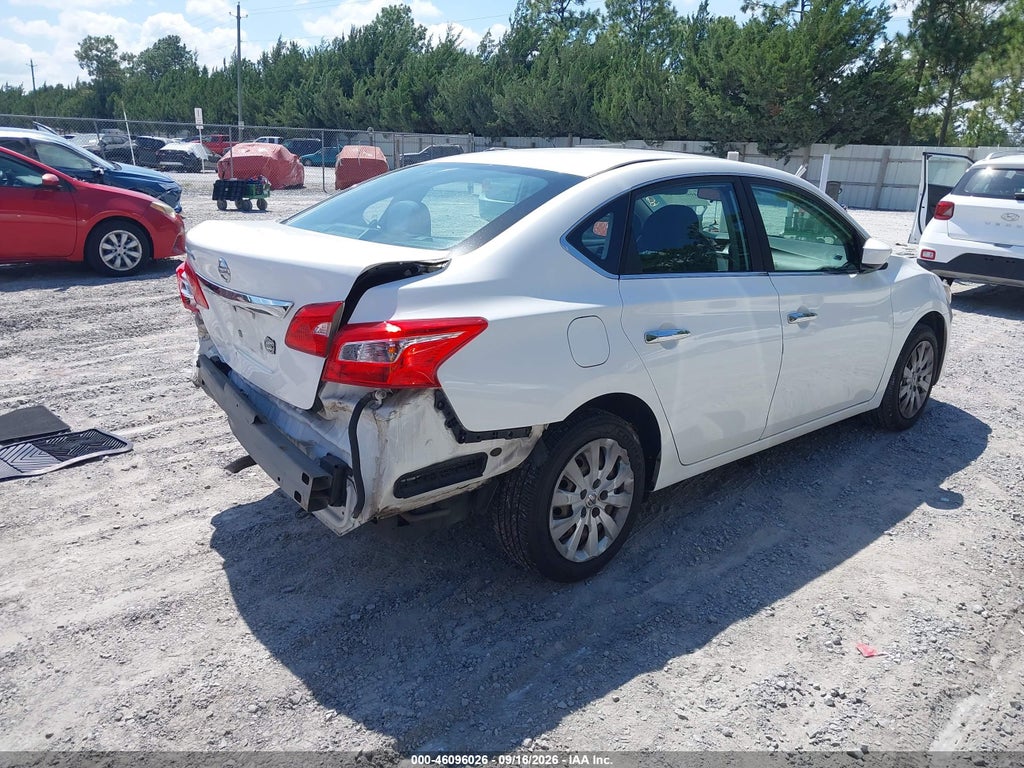 2019 Nissan Sentra S photo 4