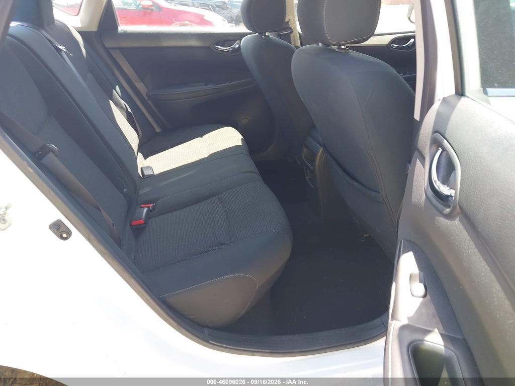 2019 Nissan Sentra S photo 8