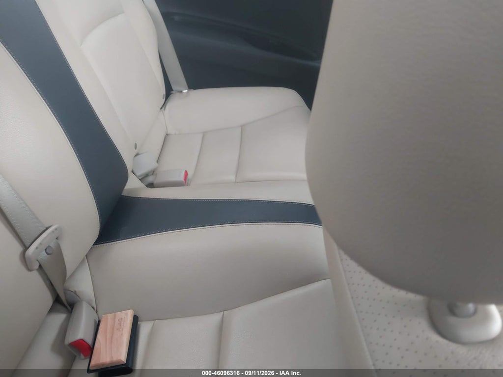 2013 Honda Accord EX-L photo 8