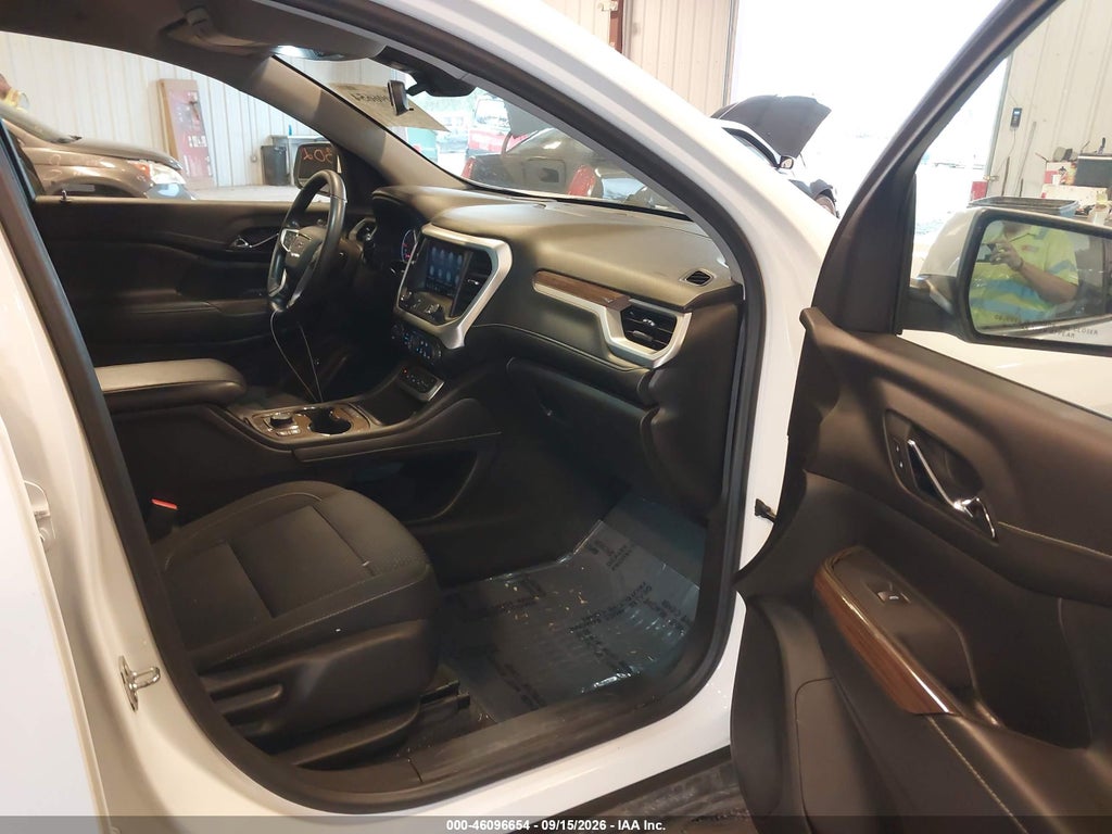 2022 GMC Acadia FWD SLE photo 5