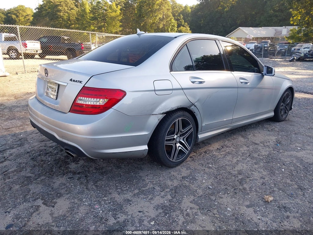 2012 Mercedes-Benz C 300 Sport 4MATIC photo 4
