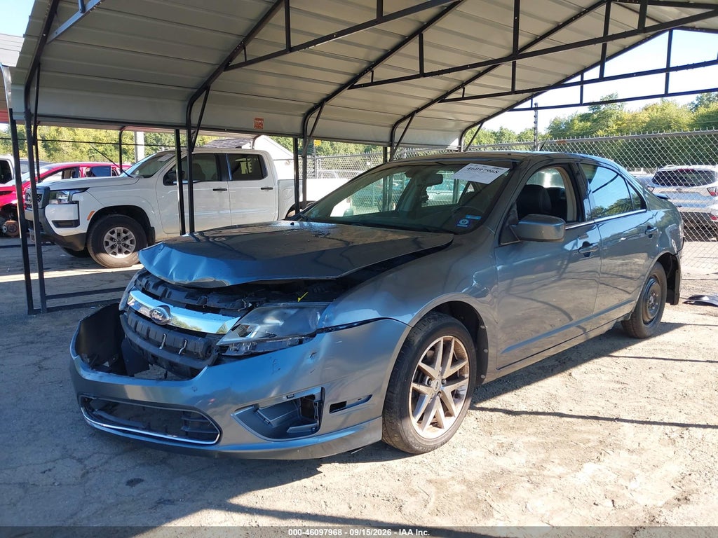 2011 Ford Fusion SEL photo 2