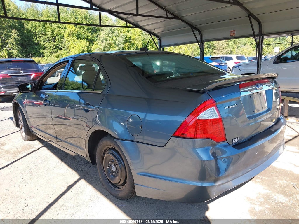 2011 Ford Fusion SEL photo 3
