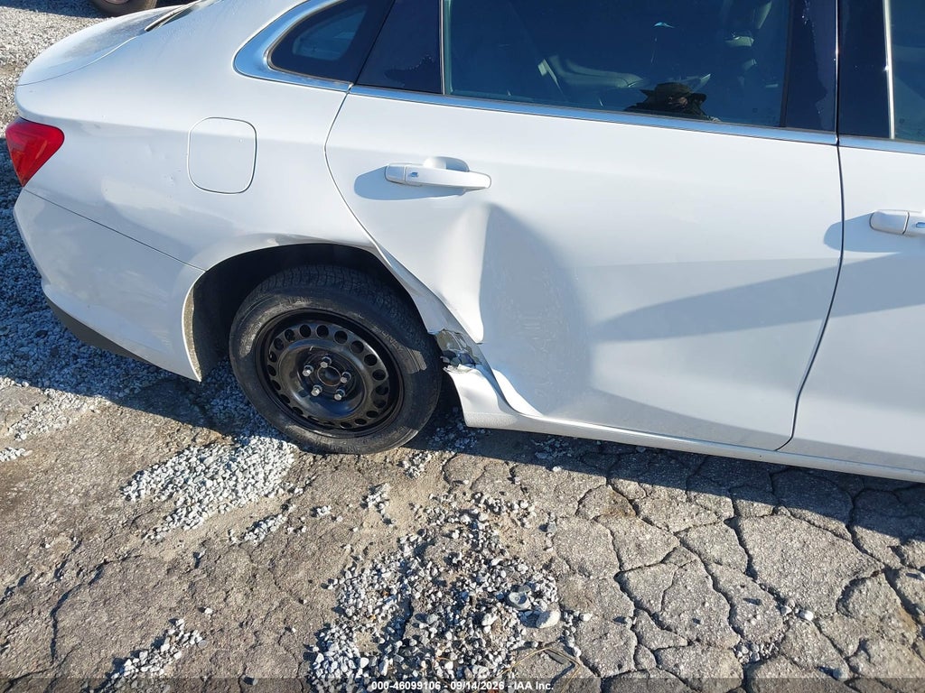 2016 Chevrolet Malibu 1LT photo 6