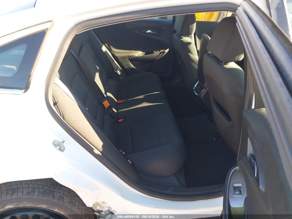 2016 Chevrolet Malibu 1LT photo 8