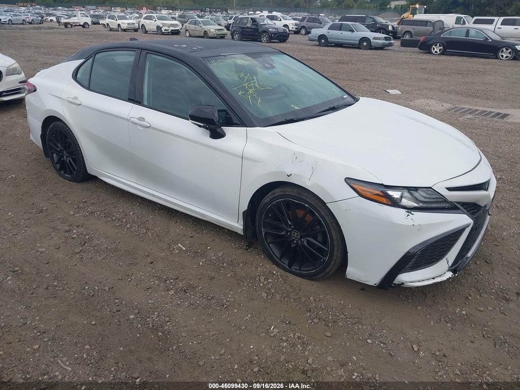 TOYOTA CAMRY 2022