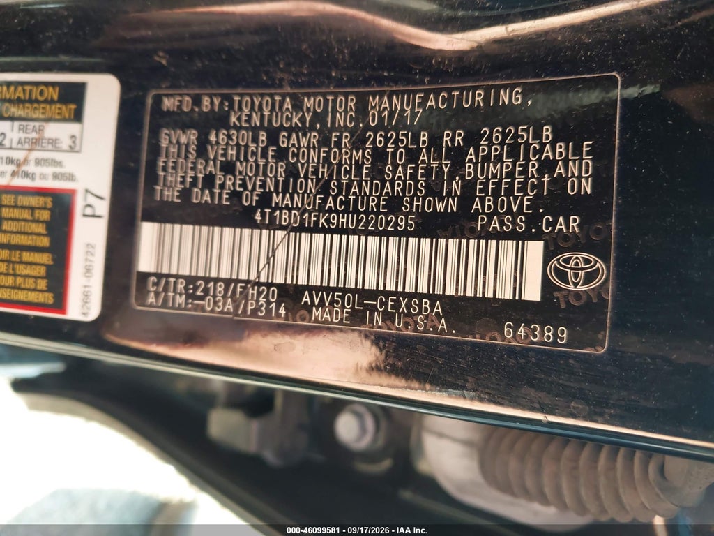 2017 Toyota Camry Hybrid SE photo 9
