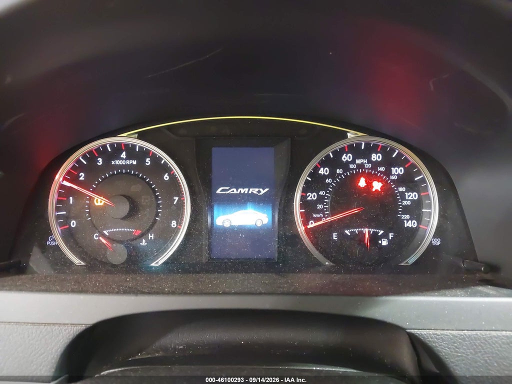 2017 Toyota Camry SE photo 7