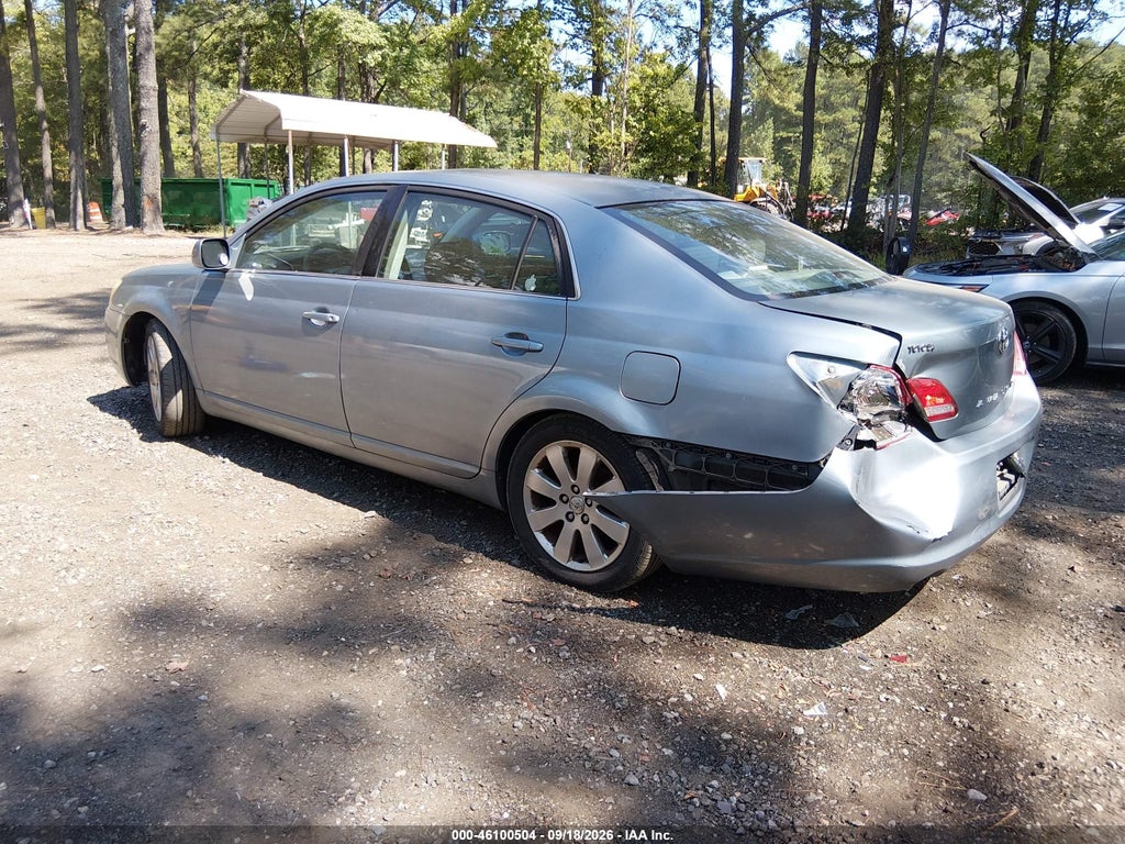 2007 Toyota Avalon XLS photo 3