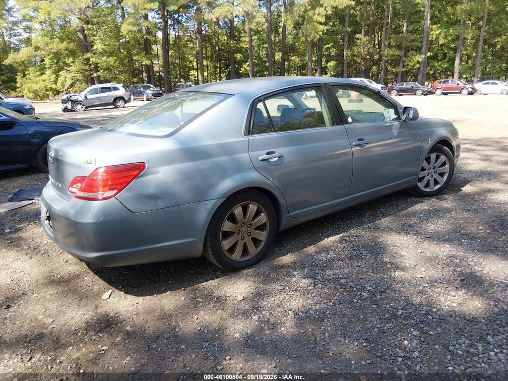2007 Toyota Avalon XLS photo 4