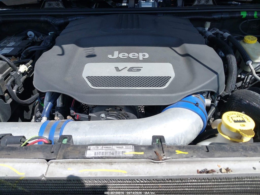 2016 Jeep Wrangler Sahara photo 10