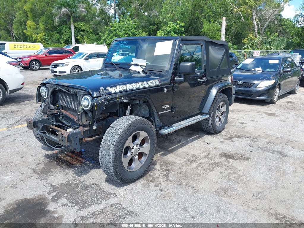 2016 Jeep Wrangler Sahara photo 2