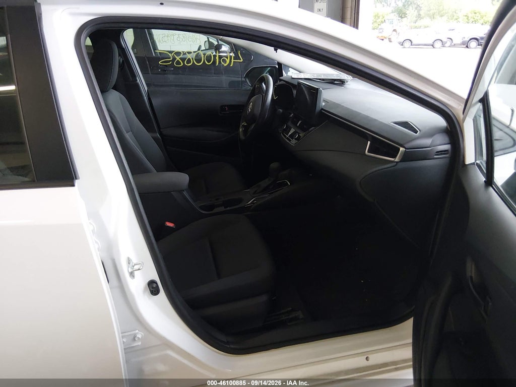 2024 Toyota Corolla LE photo 5