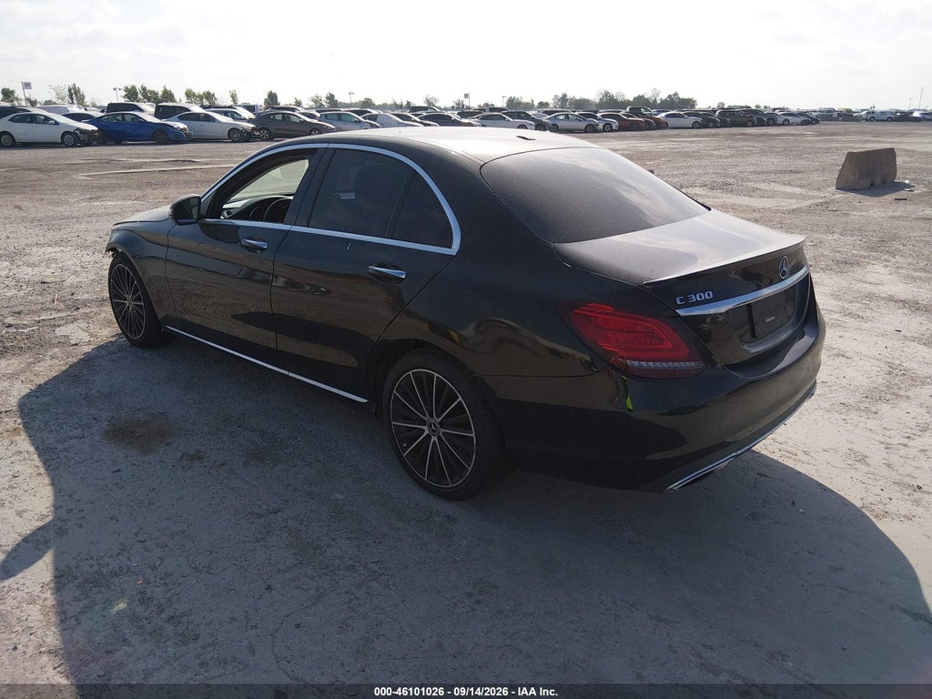 2020 Mercedes-Benz C 300 photo 3
