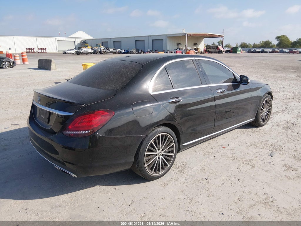 2020 Mercedes-Benz C 300 photo 4