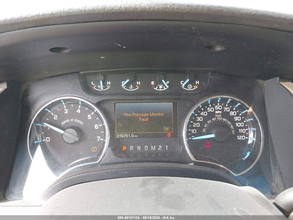 2012 Ford F-150 XLT photo 7