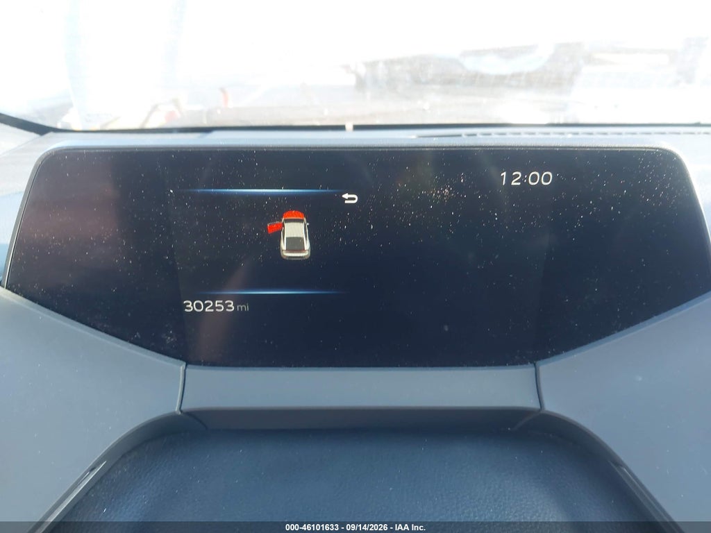 2023 Toyota Prius LE photo 7