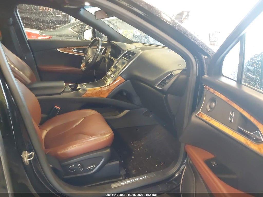 2016 Lincoln MKX Reserve photo 5