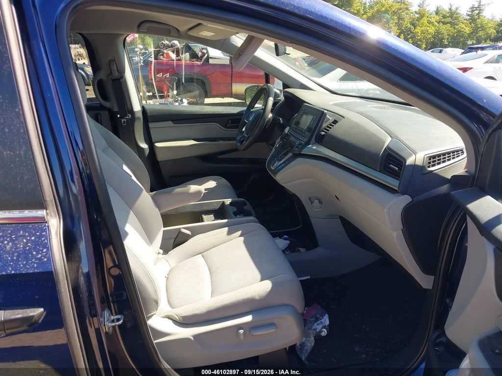 2019 Honda Odyssey LX photo 5