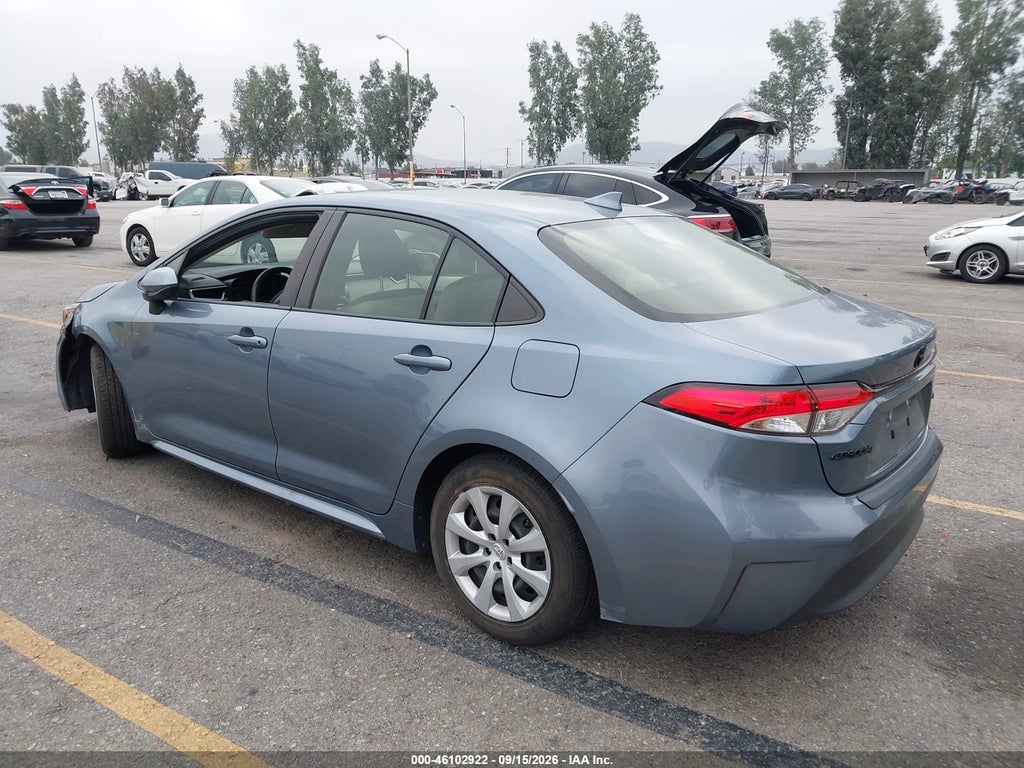 2023 Toyota Corolla LE photo 3