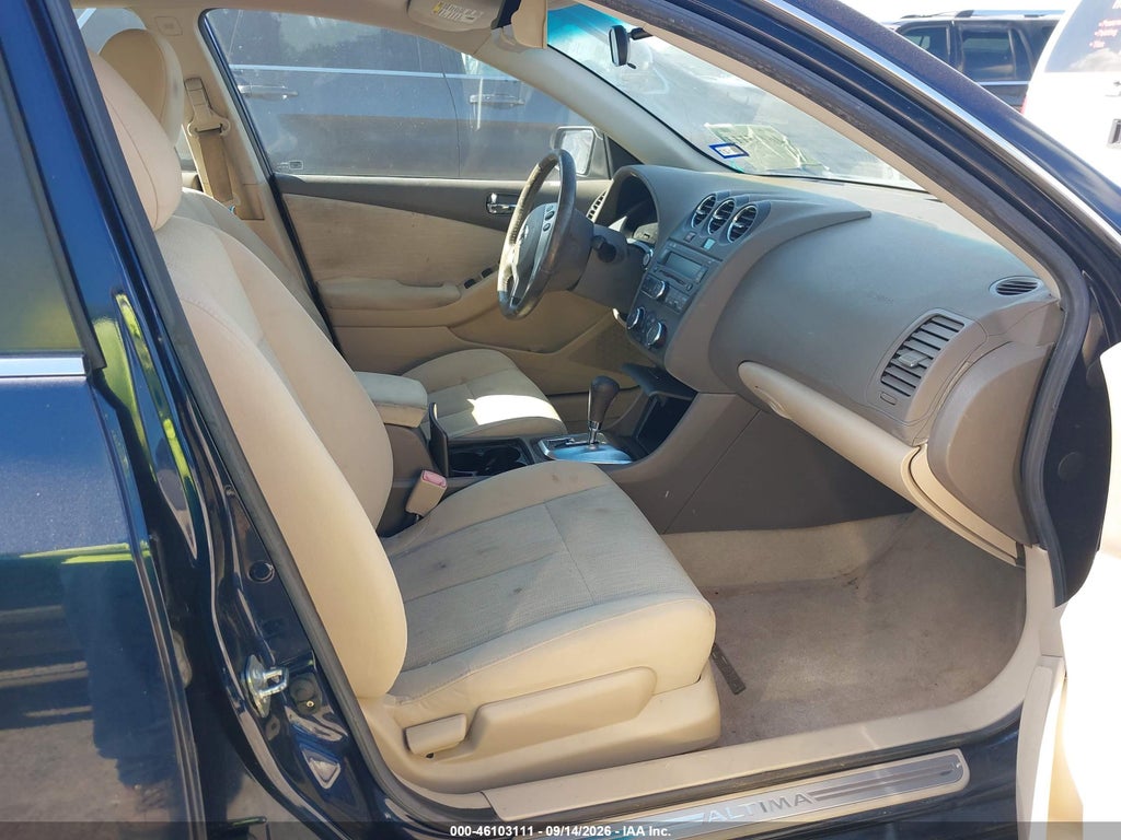 2011 Nissan Altima 2.5 S photo 5