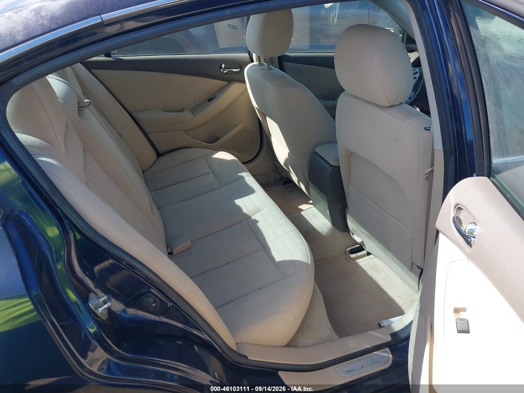 2011 Nissan Altima 2.5 S photo 8