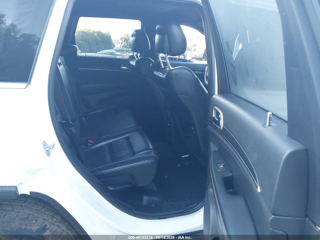 2015 Jeep Grand Cherokee Limited photo 8