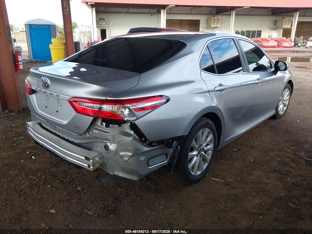 2018 Toyota Camry LE photo 4