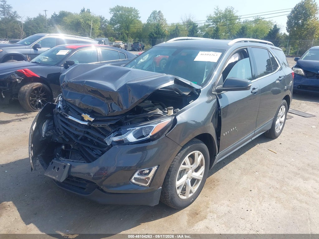 2019 Chevrolet Equinox LT photo 2