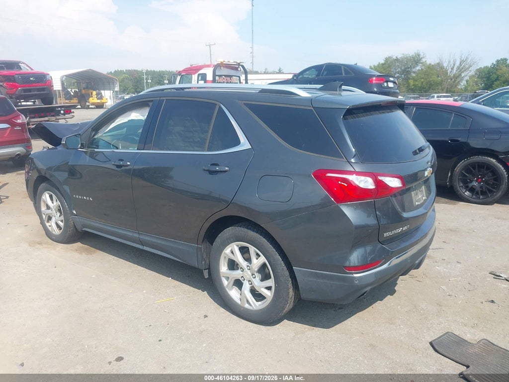 2019 Chevrolet Equinox LT photo 3