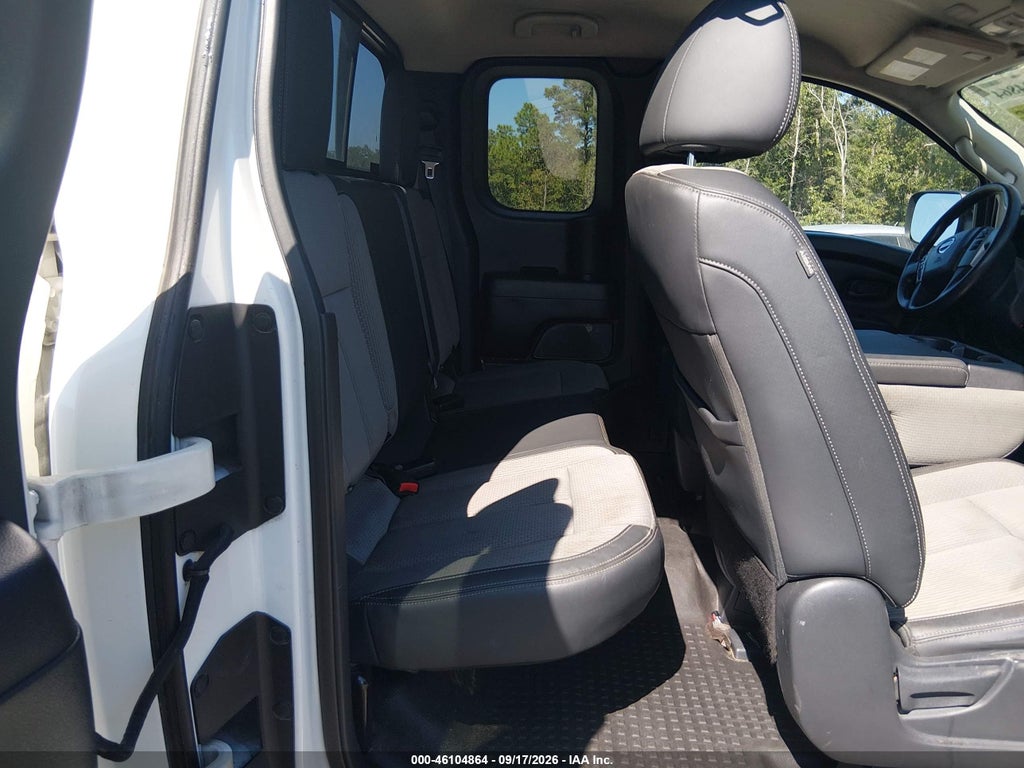 2019 Nissan Titan S photo 8